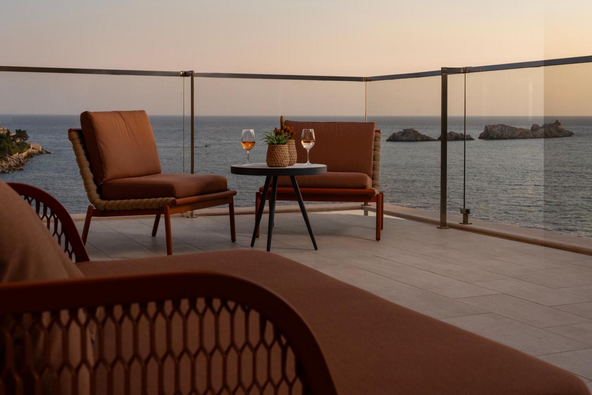 Deluxe Suite Terrace Sea View
